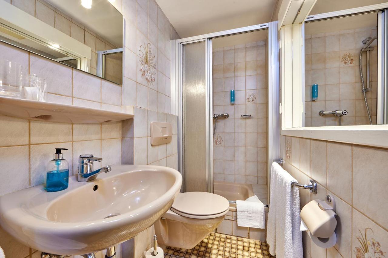 Gaestehaus Angela Garmisch-Partenkirchen Extérieur photo